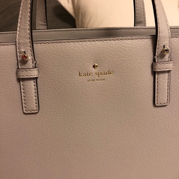 🔥SALE🔥AUTHENTIC KATE SPADE ♠️ - Picture 2 of 5